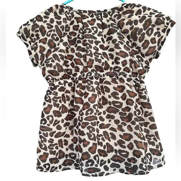 3/$20 Gymboree Girls Leopard Print Button-Up Top - Size 6 Brown Animal Print - Picture 2 of 6